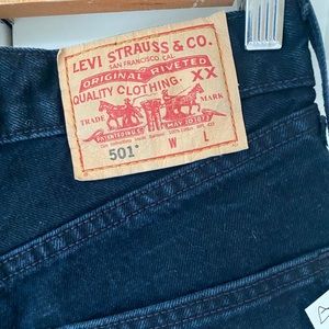 NWT Black Levi Denim Shorts Sz 25